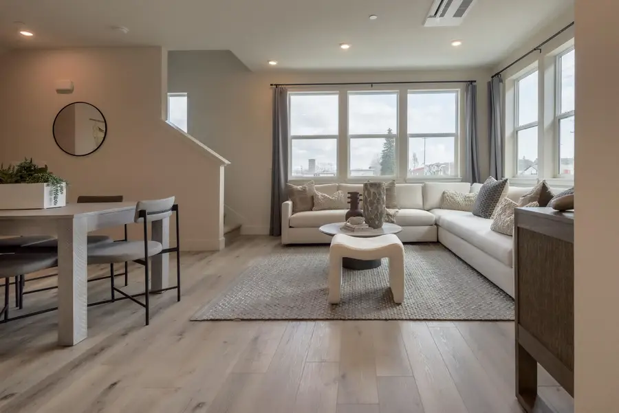 2053 Clement Avenue, Alameda, CA 94501 - Image #2