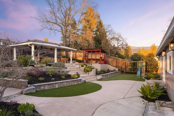 109 Feliz Ct, Danville, CA 94526