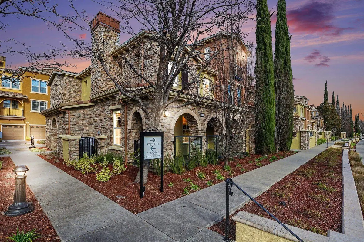 3727 Central Pkwy #28, Dublin, CA 94568 - Image #1