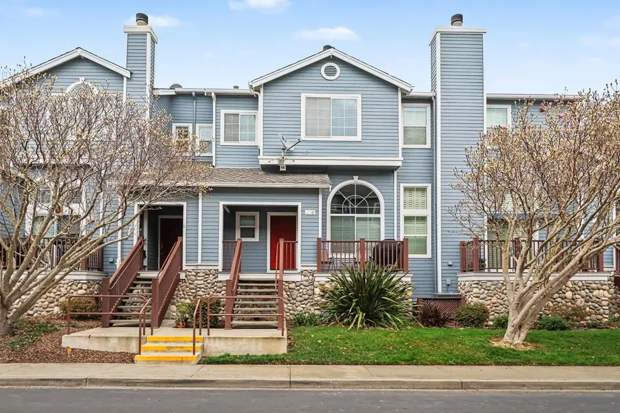 476 E E St, Benicia, CA 94510 - Image #2