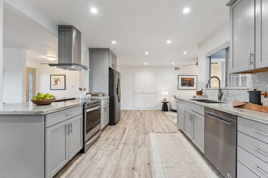 885 Tara Hills Dr, Pinole, CA 94564 - Image #3