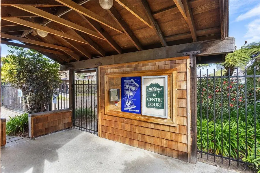 631 Centre Ct, Alameda, CA 94502 - #2