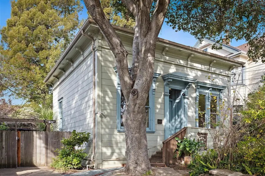 2415 Blake St, Berkeley, CA 94704 - Image #2