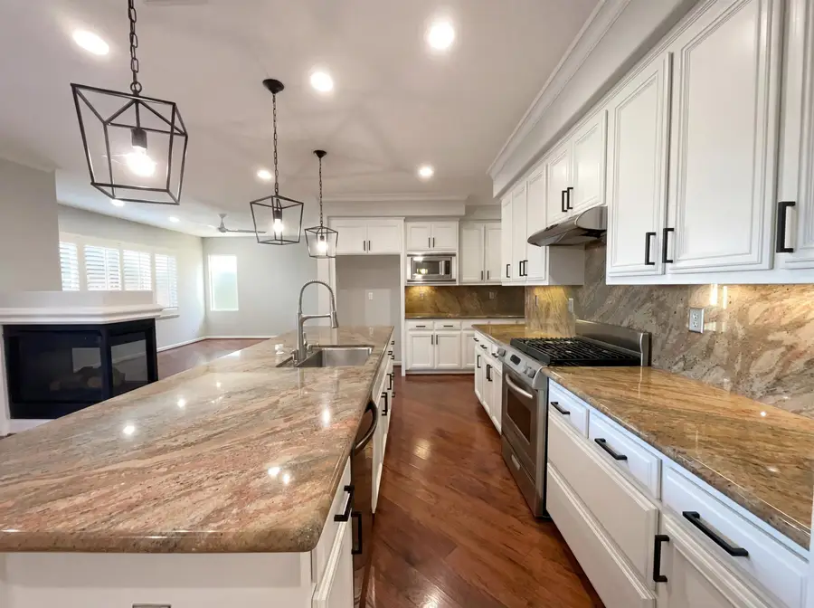 1124 Lake Park Dr, Oakley, CA 94561 - #2