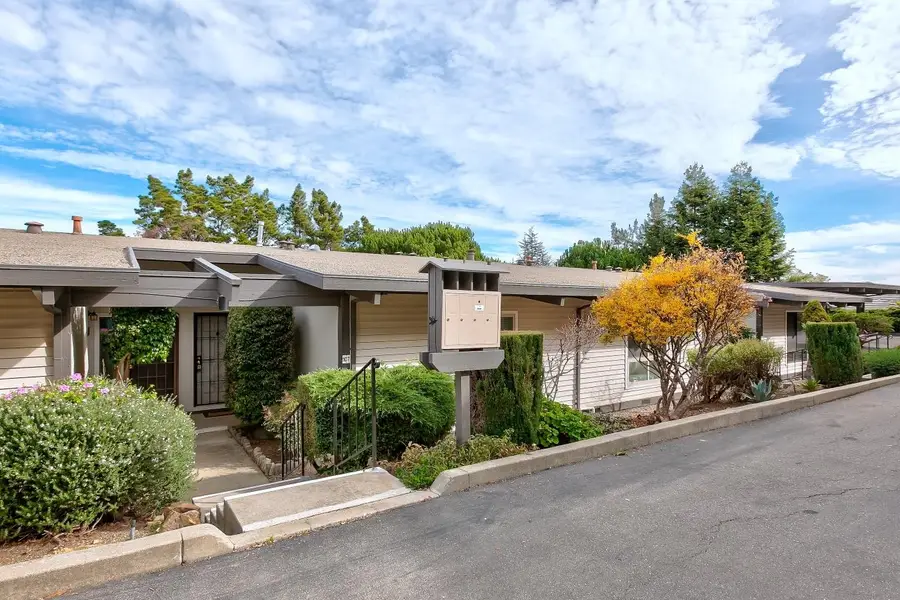 19100 Crest #107, Castro Valley, CA 94546 - Image #2