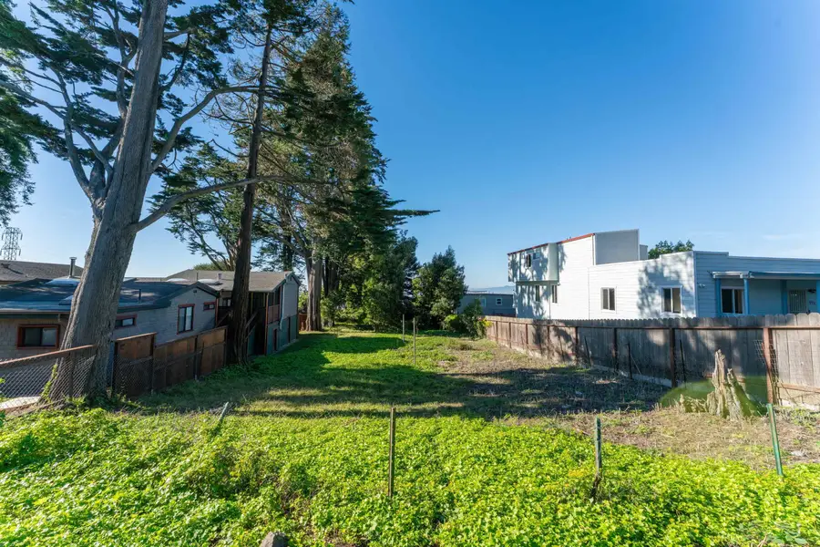 911 Clark Pl, El Cerrito, CA 94530 - Image #2