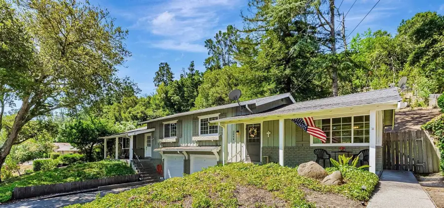 2048-2050 Donald Dr, Moraga, CA 94556 - #2