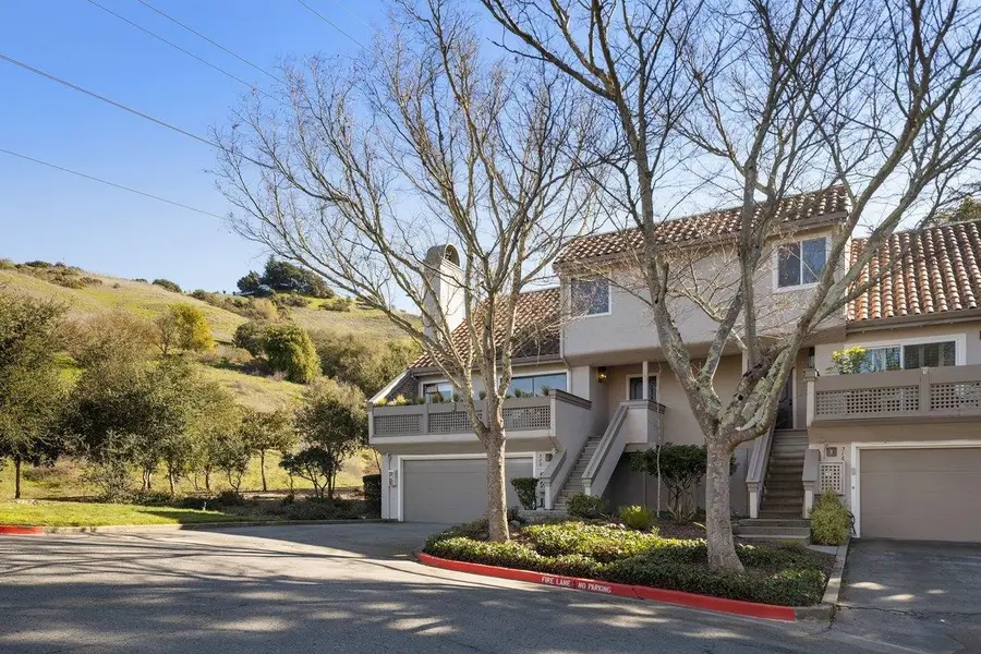 320 Corte Gabriel, Moraga, CA 94556 - #2