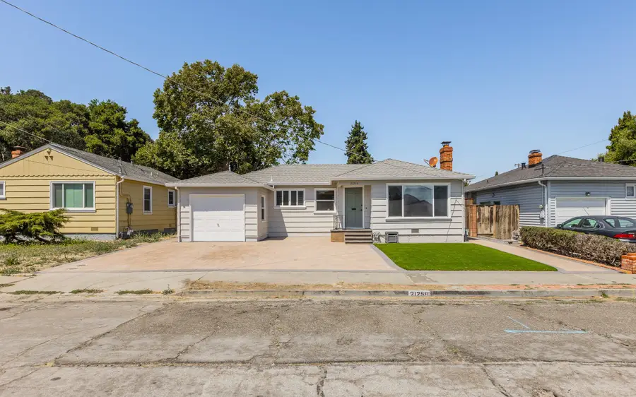 21259 Hobert St, Castro Valley, CA 94546 - #3