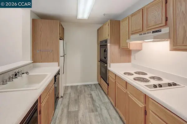 1840 Tice Creek Dr #2312, Walnut Creek, CA 94595