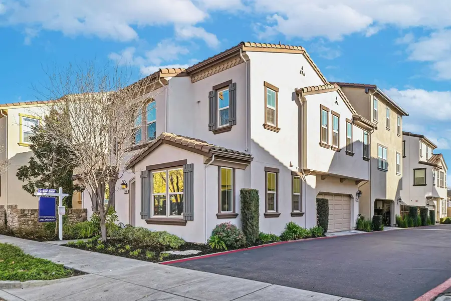 3198 Vittoria Loop, Dublin, CA 94568 - #3