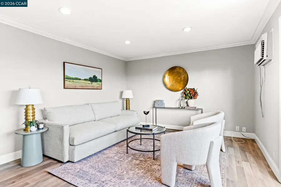 1133 Meadow Ln #105, Concord, CA 94520 - Image #3