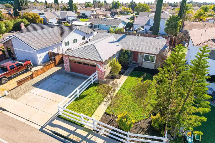 1425 W Cypress Rd, Oakley, CA 94561 - #2