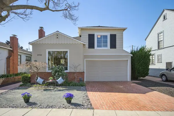 2932 Marina Dr, Alameda, CA 94501