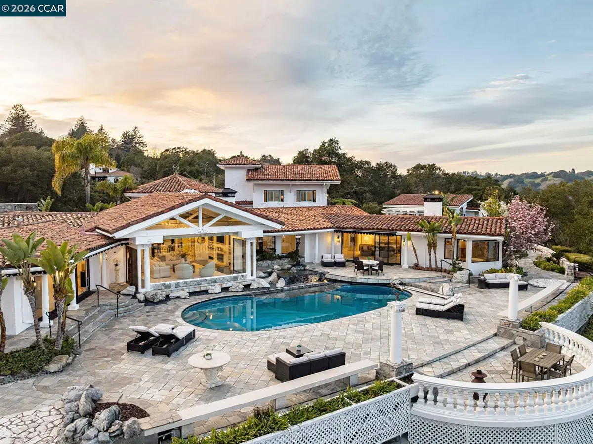 4146 Canyon Rd, Lafayette, CA 94549 - Image #1