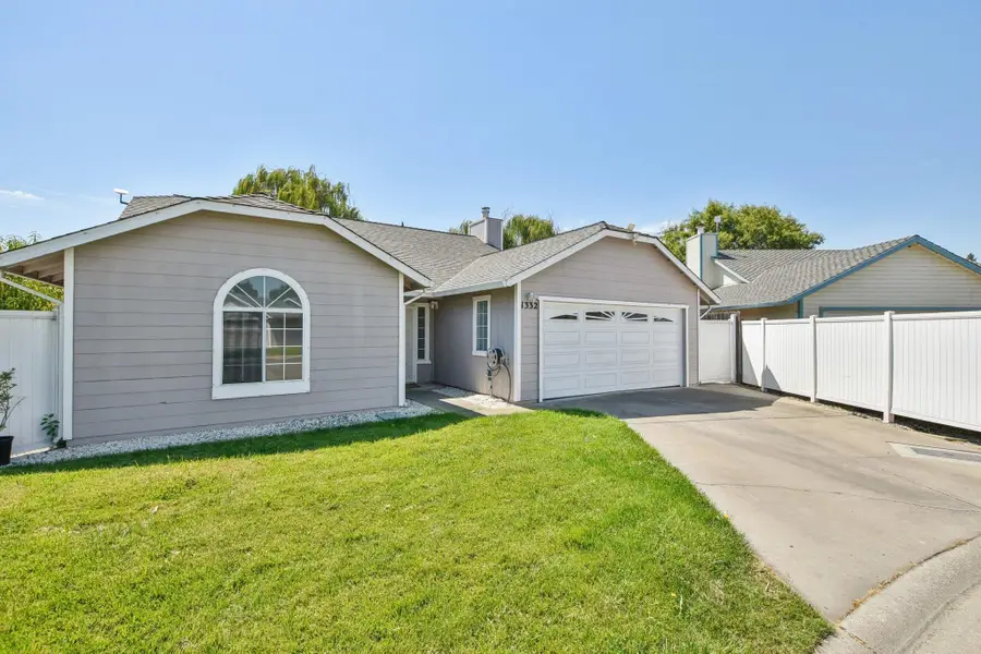 1332 Corodon St, Walnut Grove, CA 95690 - #2