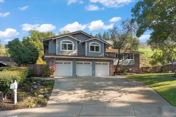 61 Willowview Ct, Danville, CA 94526