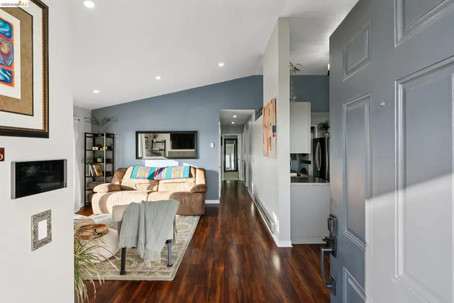 184 Schooner Ct, Richmond, CA 94804 - #3