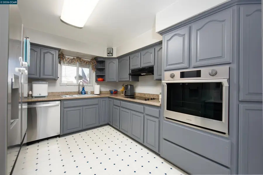 1337 Avon Way, Fairfield, CA 94533 - #3