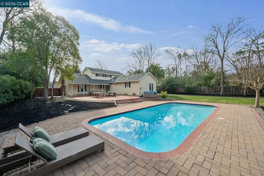 1666 Foothill Park Cir, Lafayette, CA 94549 - Image #2