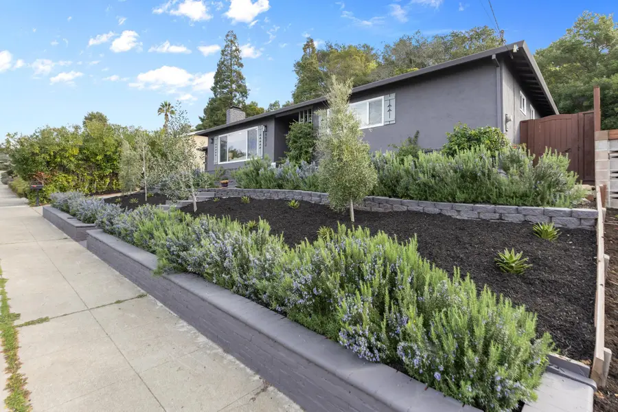 4072 Oak Hill Rd, Oakland, CA 94605 - #3