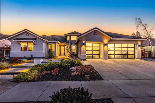 886 Old Oak Rd, Livermore, CA 94550