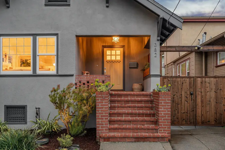 382 50th St, Oakland, CA 94609 - #2