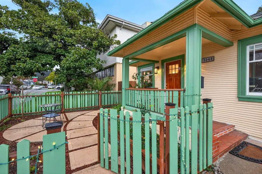 3042 60th Ave, Oakland, CA 94605 - #2