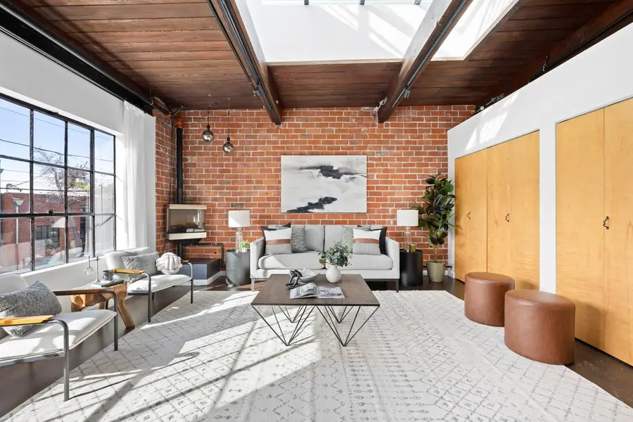 1250 Powell St #10, Emeryville, CA 94608 - #3