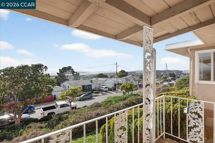 1374 Santa Clara Street, Richmond, CA 94804 - #3