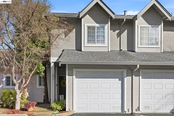 3877 Vine St, Pleasanton, CA 94566