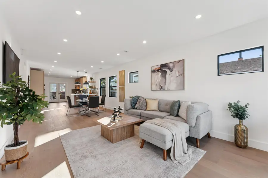 975 55 St, Oakland, CA 94608 - #3