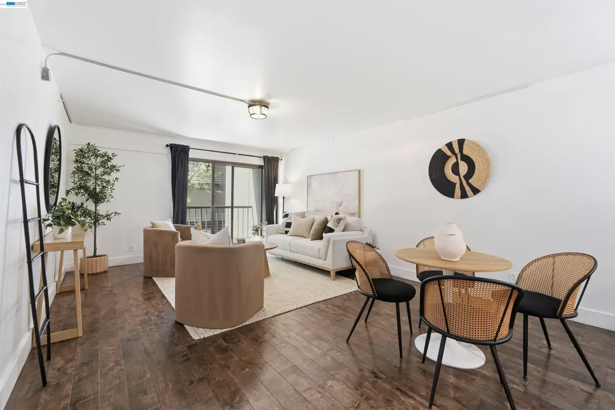 500 N St #205, Sacramento, CA 95814 - #1
