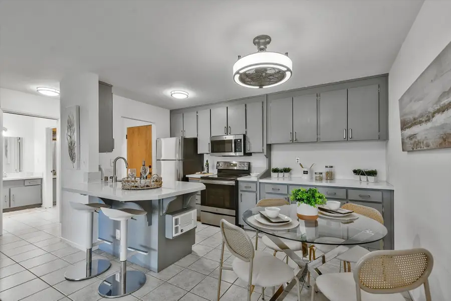 955 Shorepoint Ct #216, Alameda, CA 94501 - #2