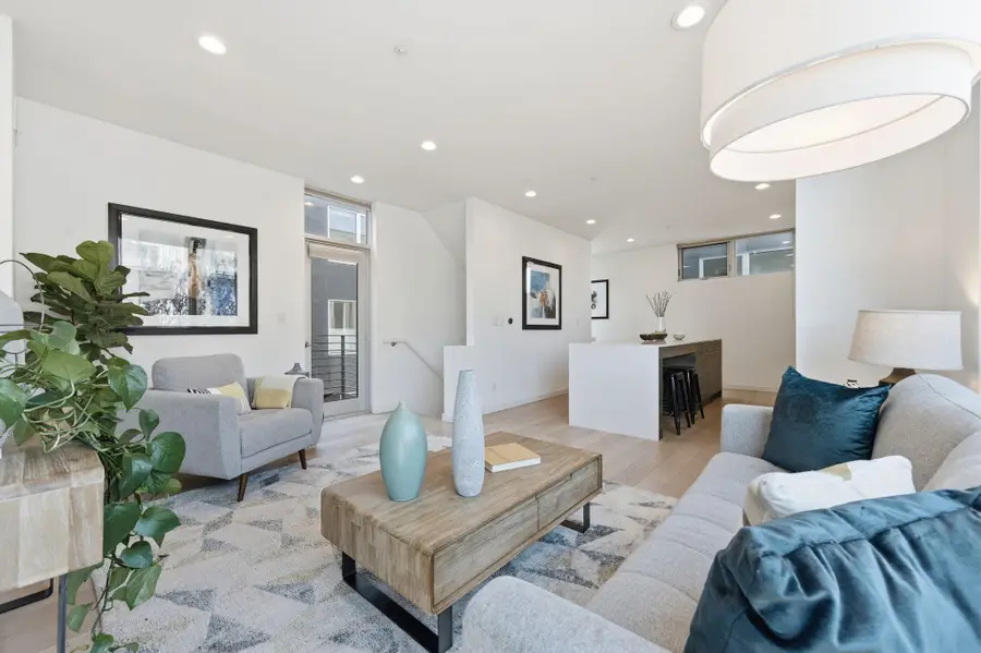 857 W Grand Ave, Oakland, CA 94607 - #3