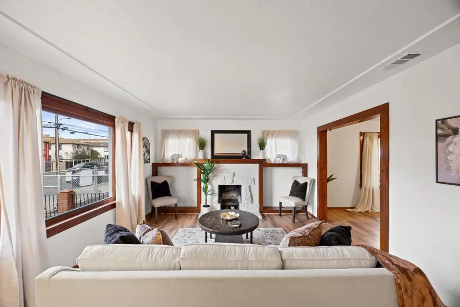 1742 28th Ave, Oakland, CA 94601 - #2