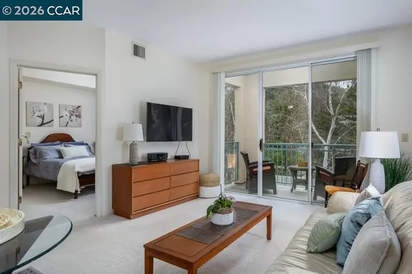 1860 Tice Creek Dr #1348, Walnut Creek, CA 94595