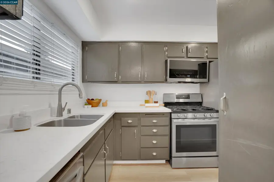 1120 Kenwal Rd #C, Concord, CA 94521 - #3