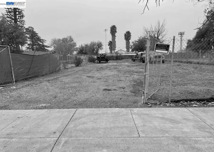 522 W Grant Line Rd, Tracy, CA 95376 - #3