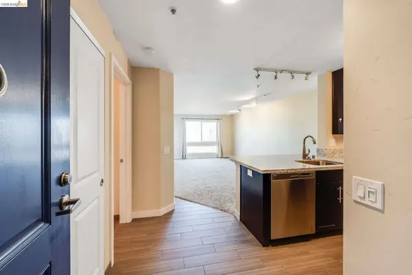 6400 Christie Ave #2410, Emeryville, CA 94608