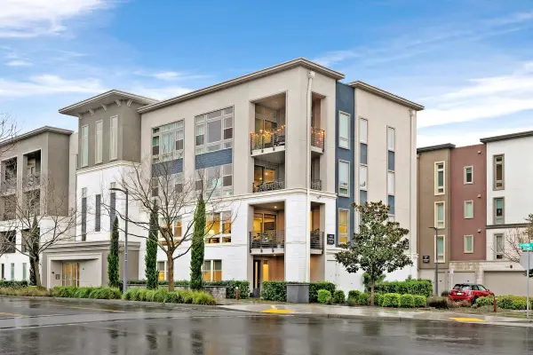 5630 Central Parkway Unit 202 #202, Dublin, CA 94568