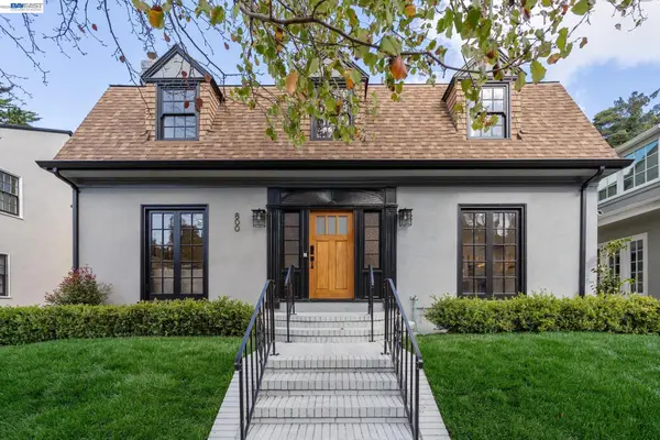 800 Trestle Glen Rd, Oakland, CA 94610