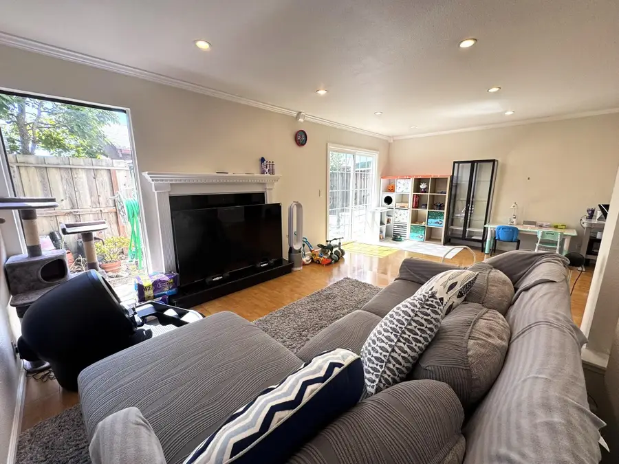 19901 Forest Ave, Castro Valley, CA 94546 - #2