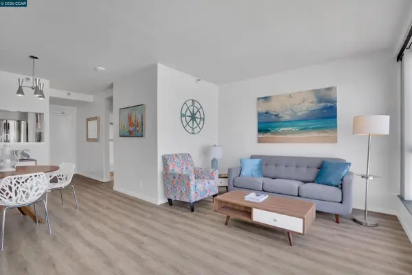 300 3rd St #1203, San Francisco, CA 94107