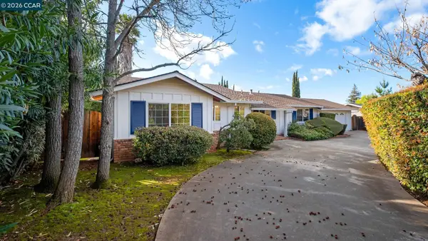 1367 Yosemite Cir, Clayton, CA 94517