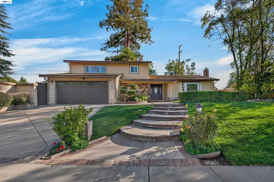 3215 Peachwillow Ln, Walnut Creek, CA 94598 - #2