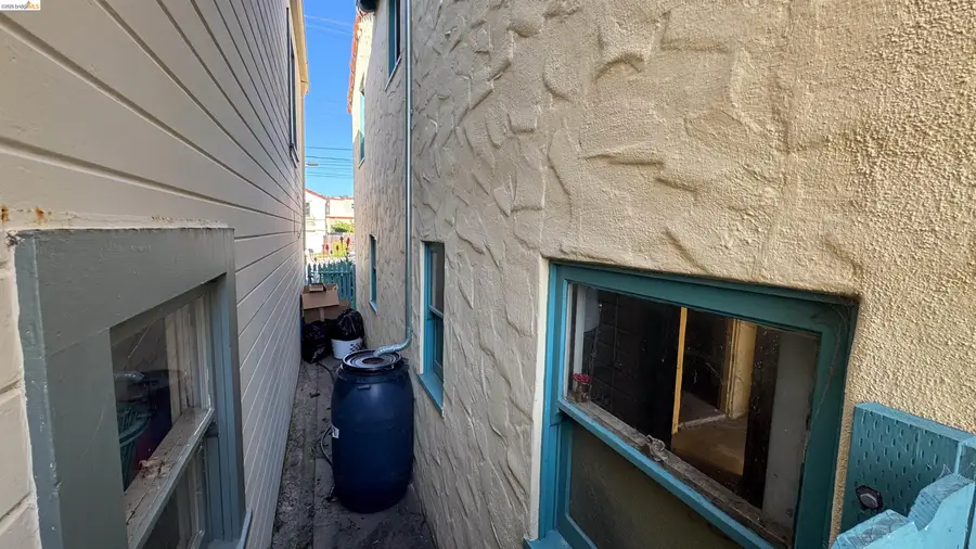 1266 Washington Ave, Albany, CA 94706 - #3