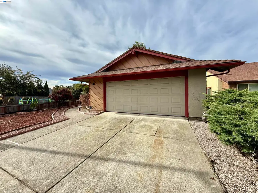 797 Coral Ridge Cir, Rodeo, CA 94572 - #2