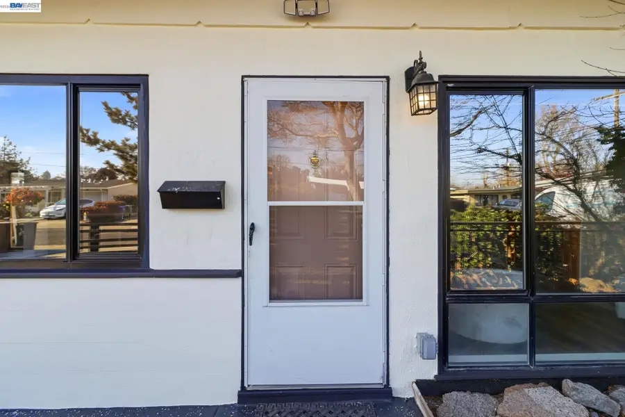 280 Calais Dr, Pinole, CA 94564 - #2