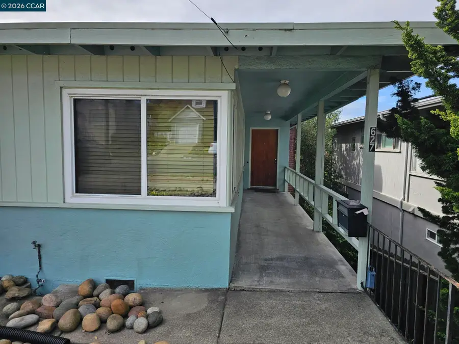 627 Kern St, Richmond, CA 94805 - #2